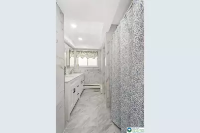 5547 Roosevelt Street, Whitehall, PA 18052 - Photo 34