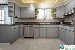 5547 Roosevelt St, Whitehall, PA 18052 - Photo 16