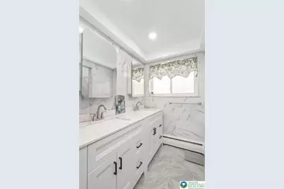 5547 Roosevelt Street, Whitehall Twp, PA 18052 - Photo 34