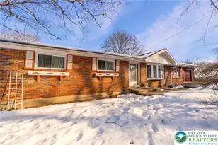 5547 Roosevelt St, Whitehall, PA 18052 - Photo 4