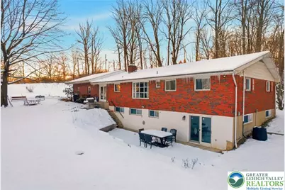 5547 Roosevelt Street, Whitehall Twp, PA 18052 - Photo 6