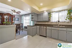 5547 Roosevelt St, Whitehall, PA 18052 - Photo 16