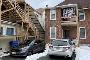 36 N 4th St, Emmaus Boro, PA 18409 - Photo 2