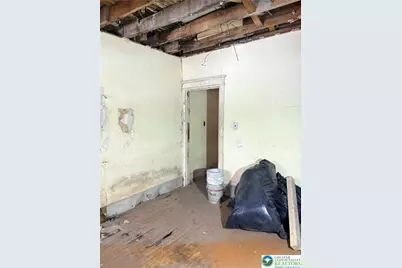 215 E Ridge Street, Lansford, PA 18232 - Photo 6