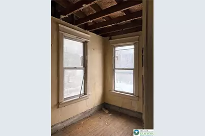 215 E Ridge Street, Lansford, PA 18232 - Photo 10