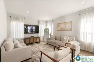 1174 Woodmont Ln, North Catasauqua Bor, PA 18032 - Photo 6