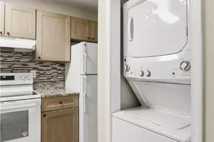 201 Canal Park, Easton, PA 18042 - Photo 16