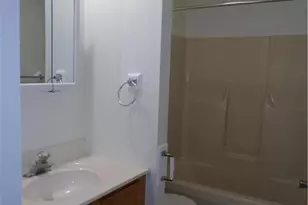 5300 Russell Ct, Whitehall, PA 18052 - Photo 6