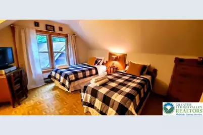 56 Bear Creek Lake Drive, Penn Forrest, PA 18229 - Photo 12