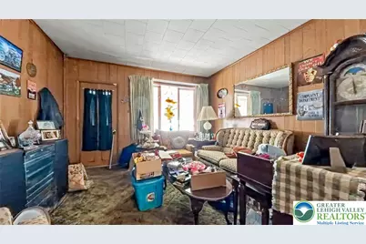 225 W Patterson Street, Lansford, PA 18232 - Photo 2