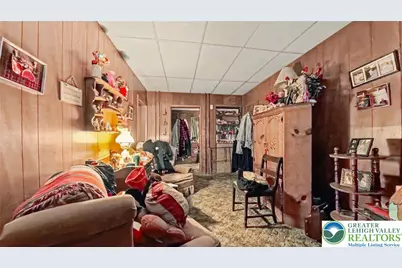 225 W Patterson Street, Lansford, PA 18232 - Photo 4