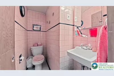 225 W Patterson Street, Lansford, PA 18232 - Photo 10