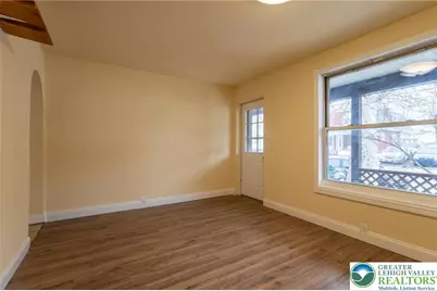 217 Crest Avenue, Bethlehem, PA 18015 - Photo 4