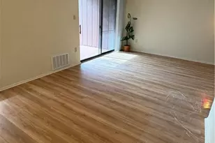 1141 Lafayette St, Easton, PA 18042 - Photo 4