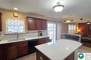 4513 Troxell Dr, Whitehall, PA 18052 - Photo 18