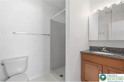 1 Lincoln Place, Whitehall, PA 18052 - Photo 18