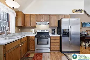 8 Running Bear Ln, Penn Forrest, PA 18210 - Photo 8