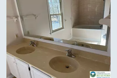 4861 Waterfall Drive, Lower Macungie Township, PA 18062 - Photo 22