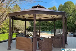 4861 Waterfall Dr, Lower Macungie Township, PA 18062 - Photo 10