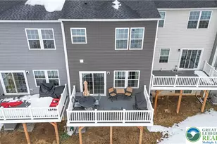 228 Ashton Ct, Catasauqua Boro, PA 18032 - Photo 4