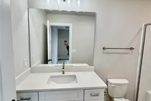 1411 Greenview Dr, Bethlehem, PA 18018 - Photo 12