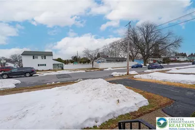 1339 Richard Avenue, Bethlehem, PA 18018 - Photo 4