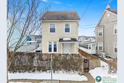 614 W Wilkes Barre Street, Easton, PA 18042 - Photo 2