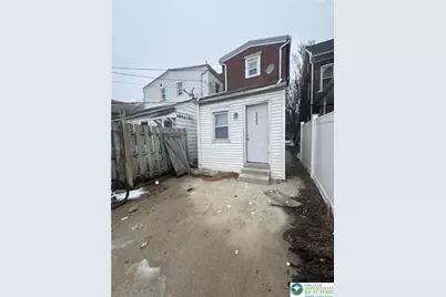 229 W Fairview Street, Bethlehem, PA 18018 - Photo 2