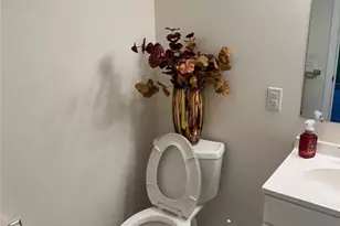 109 Vista Dr, Easton, PA 18042 - Photo 10