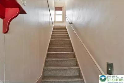 50 W Catawissa Street, Nesquehoning, PA 18240 - Photo 4