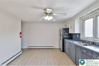 50 W Catawissa Street, Nesquehoning, PA 18240 - Photo 30