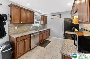 648 E Tilghman St, Allentown, PA 18109 - Photo 6