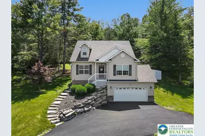 401 Pierce Lane, Smithfield Twp, PA 18301 - Photo 2