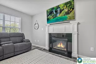 401 Pierce Ln, Smithfield, PA 18301 - Photo 10