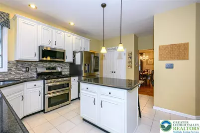 3707 Oakwood Trail, Allentown, PA 18103 - Photo 10