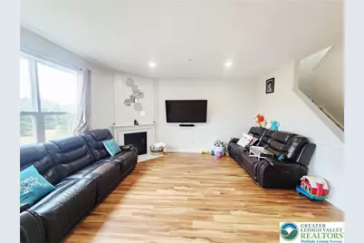 983 King Way, Upper Macungie Township, PA 18031 - Photo 18