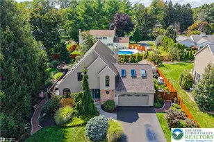 2821 Center St, Bethlehem City, PA 18017 - Photo 2