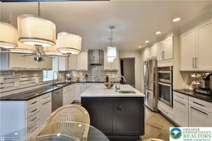 2821 Center St, Freemansburg, PA 18017 - Photo 10