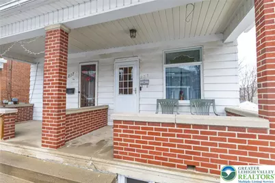 235 N 7th Street, Bangor, PA 18013 - Photo 2