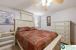 1390 Oakwood Dr, Hanover Twp, PA 18017 - Photo 16