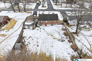 1390 Oakwood Dr, Hanover Twp, PA 18017 - Photo 30