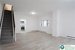 541 Jischke St, Bethlehem, PA 18015 - Photo 2