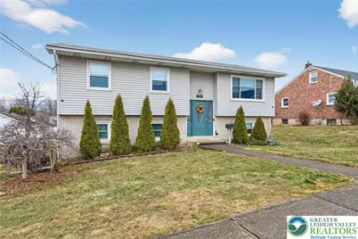 1386 Jefferson Street, Hellertown Boro, PA 18055 - Photo 2