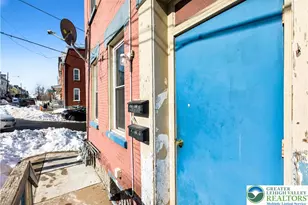 697 Ferry St, Easton, PA 18042 - Photo 4