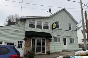 301 Robinson Ave, Pen Argyl Boro, PA 18072 - Photo 2