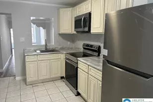 408 N 2nd St, Allentown, PA 18102 - Photo 8