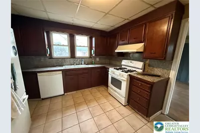 897 N Godfrey Street, Allentown, PA 18109 - Photo 6