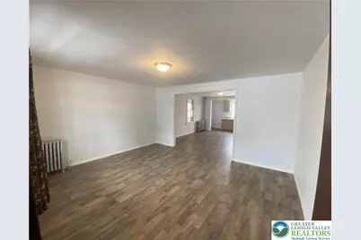 24 W Fell Street, Summit Hill, PA 18250 - Photo 2