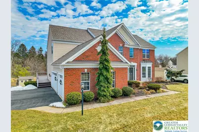 1919 Pembrooke, Lower Macungie Township, PA 18062 - Photo 2