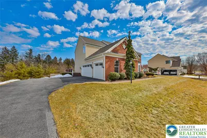 1919 Pembrooke, Lower Macungie Township, PA 18062 - Photo 6